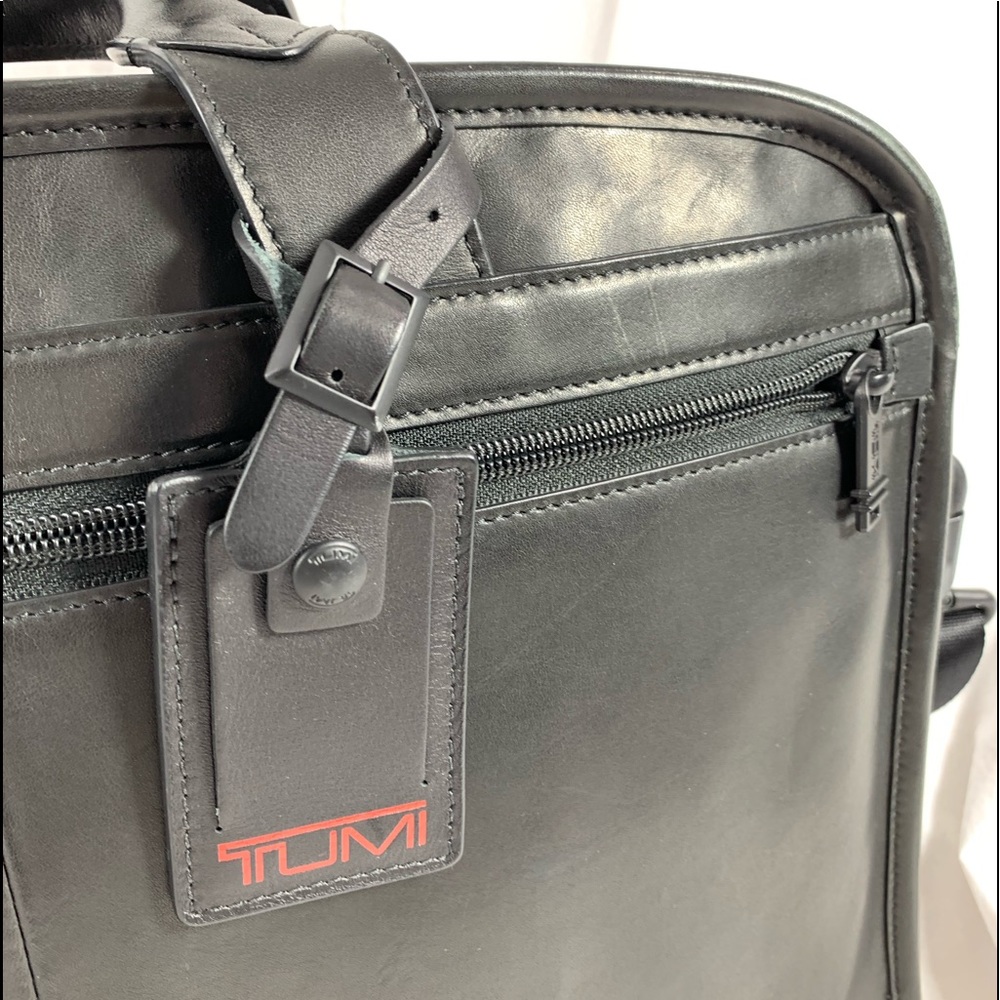Genuine Tumi Black Leather Slim Laptop Carrier Messen… Gem